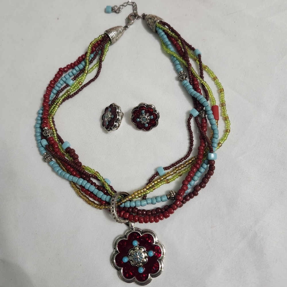 Multicolor Beaded Flower Pendant Necklace and Earrings Set